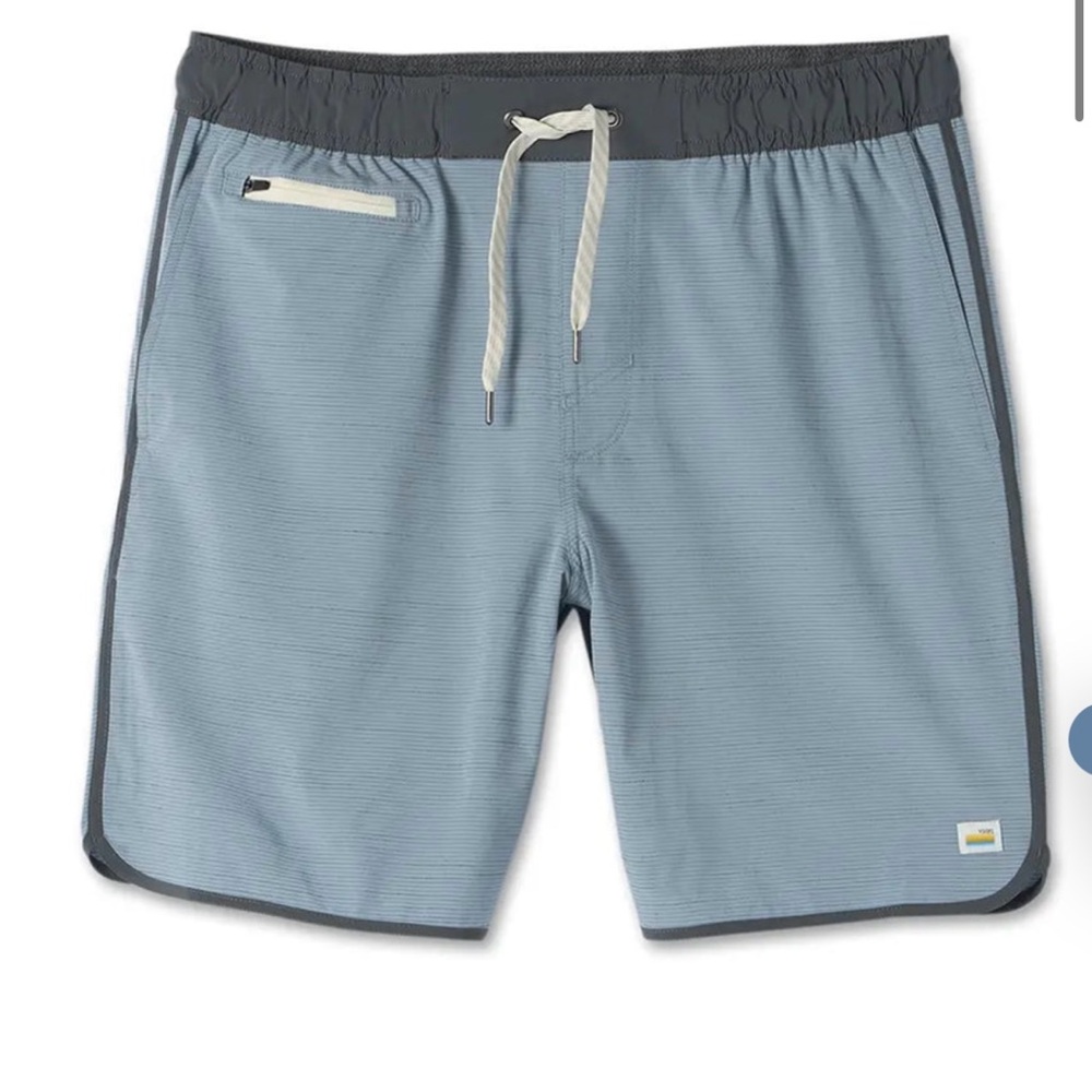 Vuori Men’s Banks Short 7” inseam Slub Stripe medium